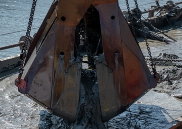 Dredging Ashtabula Harbor with the Buffalo District
