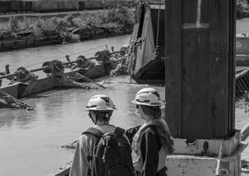 Dredging Ashtabula Harbor with the Buffalo District