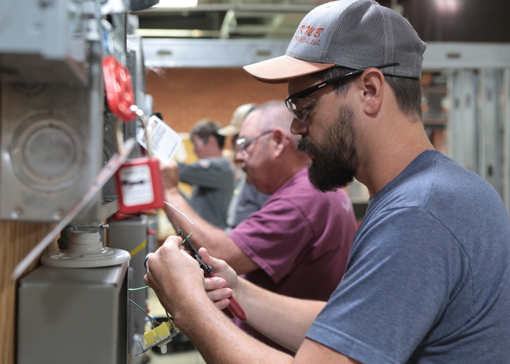 USACE, OSU-IT electrical course promotes safety