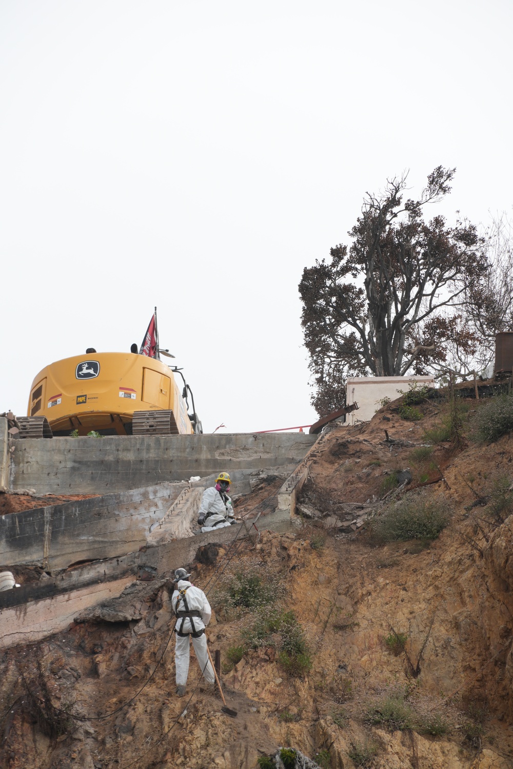 USACE debris removal in Pacific Palisades