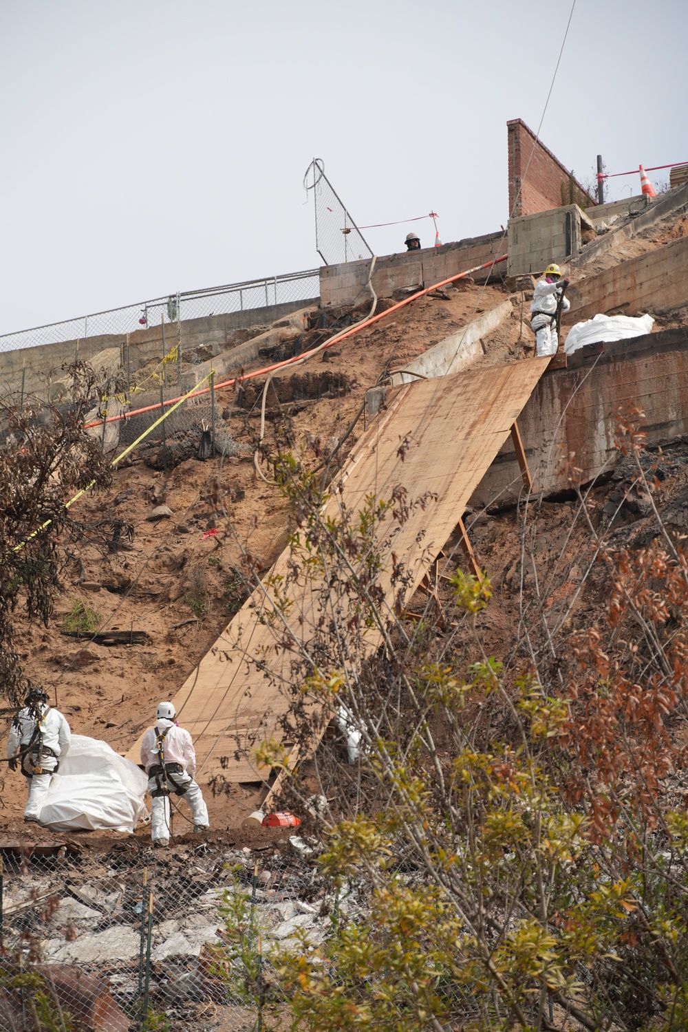 USACE debris removal in Pacific Palisades