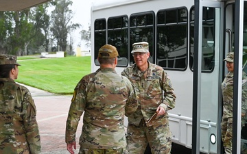 Lt. Gen. Garrant Visits Vandenberg