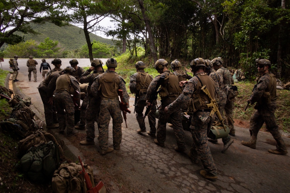 U.S. Marine Force Reconnaissance Company Casualty Evacuation Training