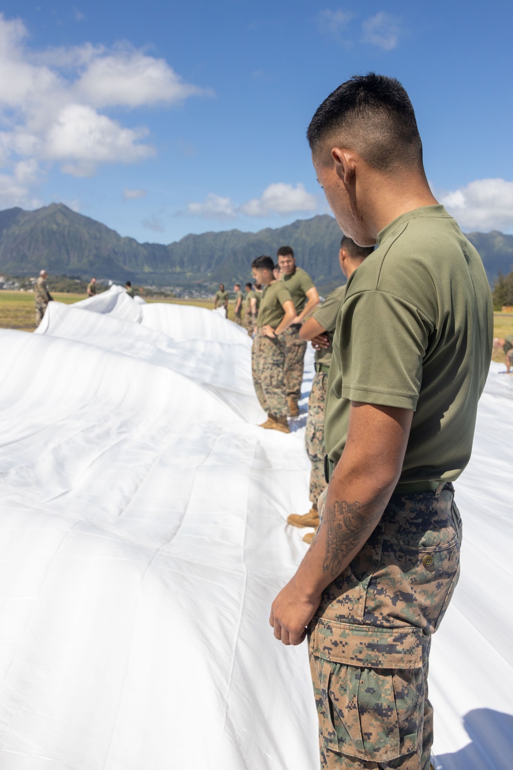 U.S. Marines Stationed at MCBH Prepare for The 2025 Kaneohe Bay Air Show