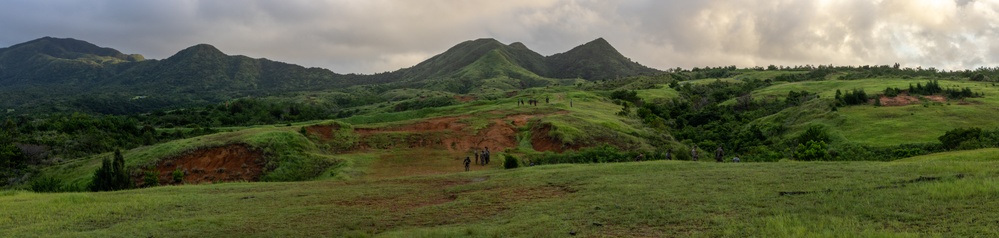 3d Intelligence Battalion Marines conduct live fire and maneuver range