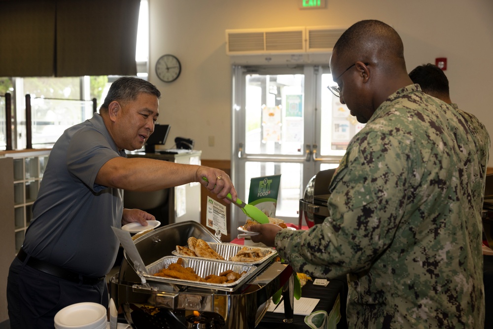 Patron Priority: Mess Hall 488 hosts a menu sampling survey
