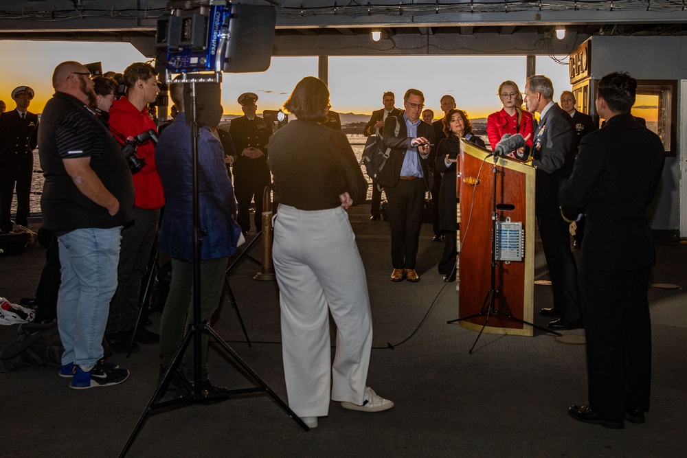 USS Frank Cable hosts reception for 80th anniversary of Victory in the Pacific Day