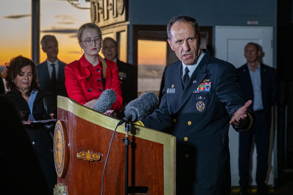 USS Frank Cable hosts reception for 80th anniversary of Victory in the Pacific Day