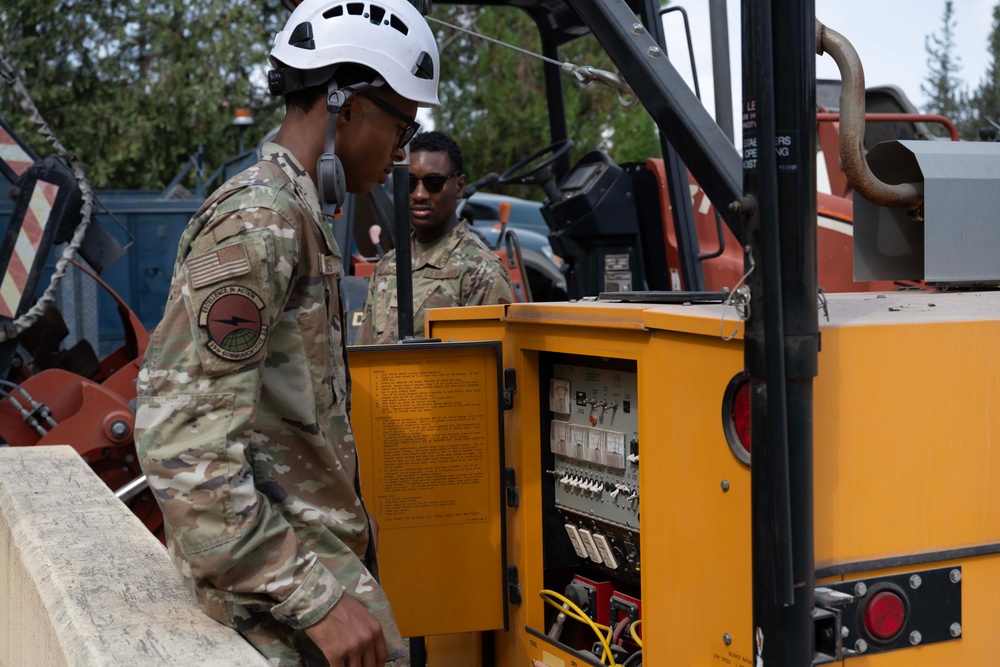 Connecting Incirlik Air Base, one cable at a time