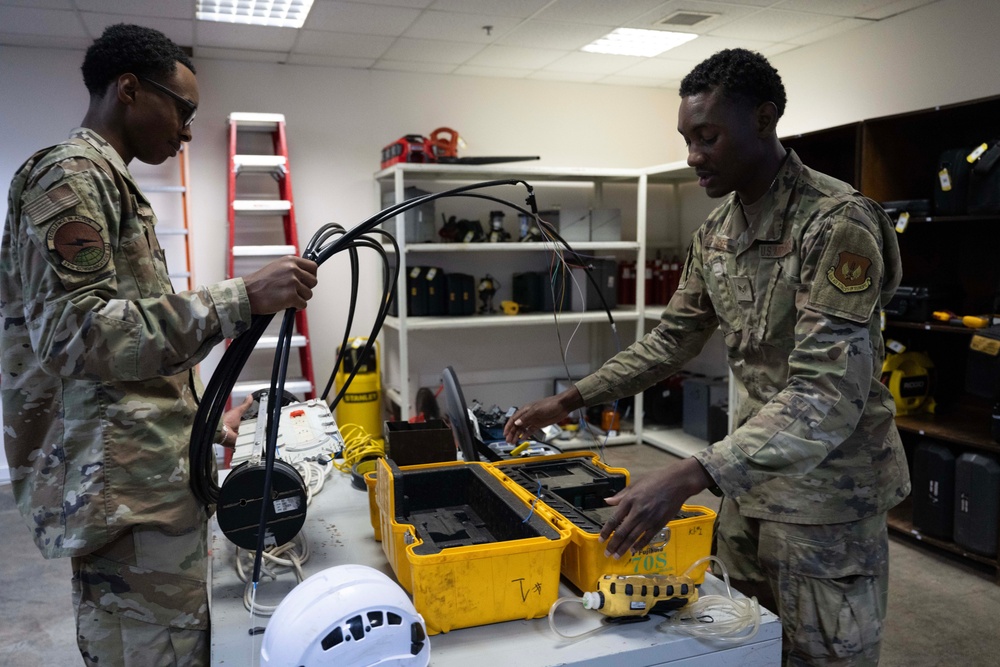 Connecting Incirlik Air Base, one cable at a time