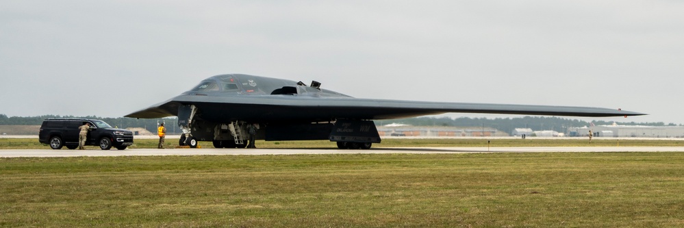 B-2 Spirit aircrews swap during Northern Strike 2025