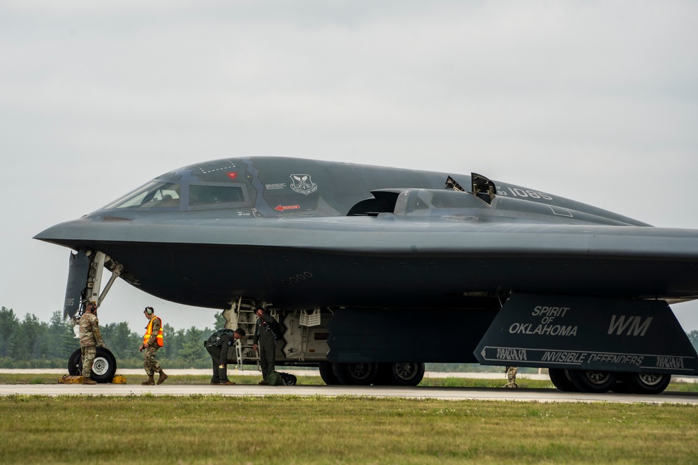 B-2 Spirit aircrews swap during Northern Strike 2025