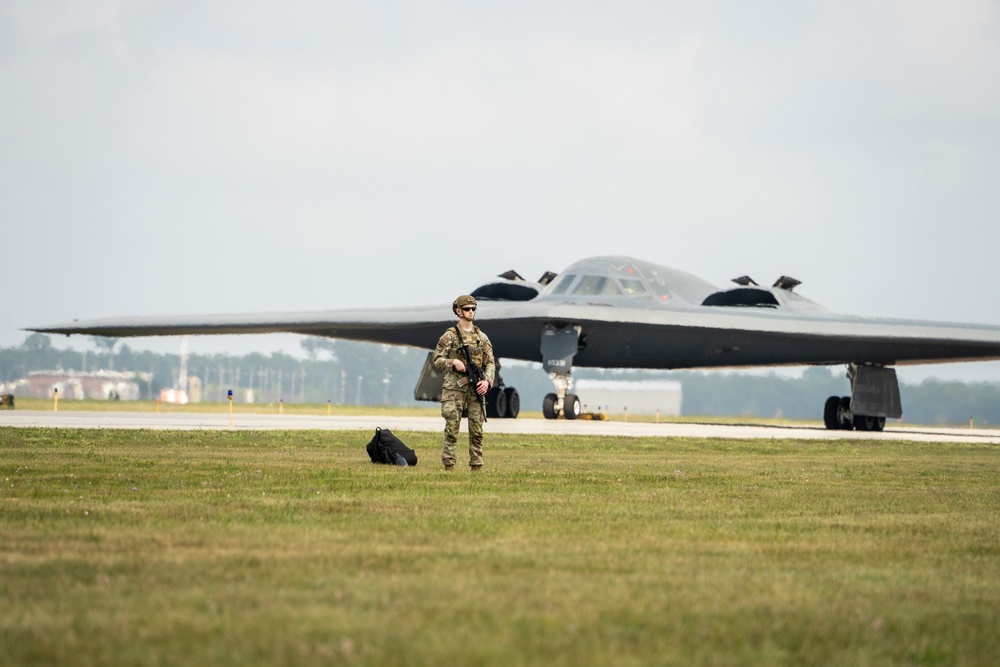 B-2 Spirit aircrews swap during Northern Strike 2025
