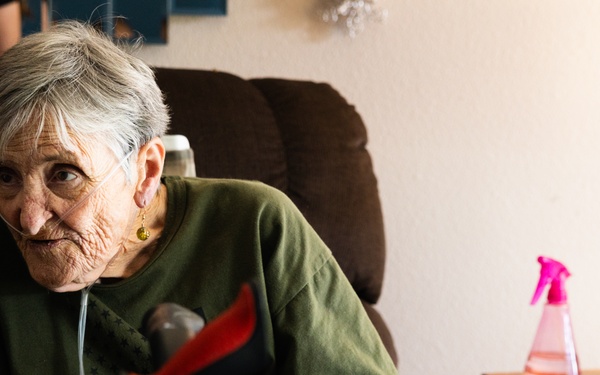 Iowa Army veteran speaks with Command Sgt. Maj. Matthew Strasser