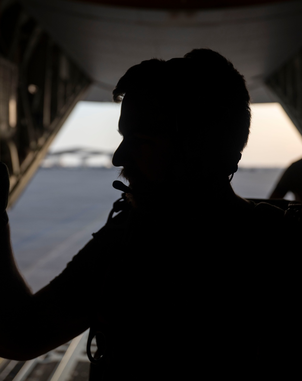 Midnight Wings over USCENTCOM: Combat King Delivers Heroes From Above
