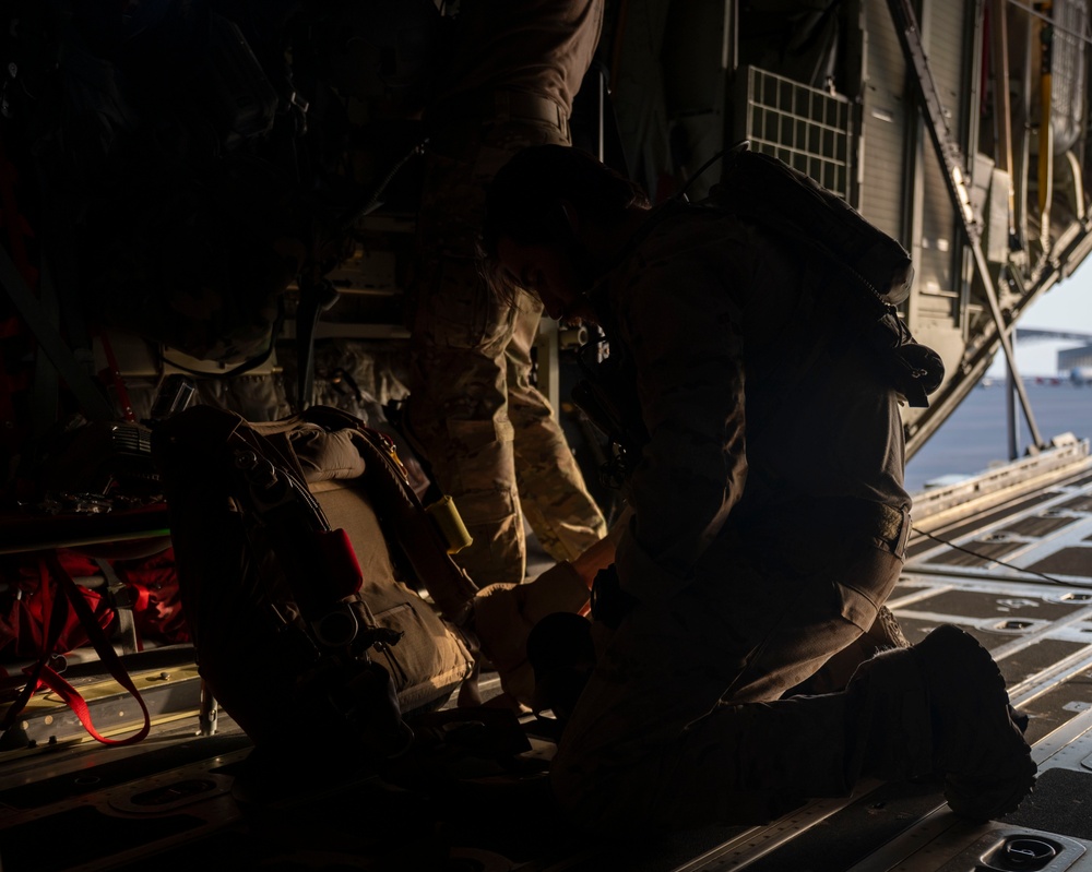 Midnight Wings over USCENTCOM: Combat King Delivers Heroes From Above