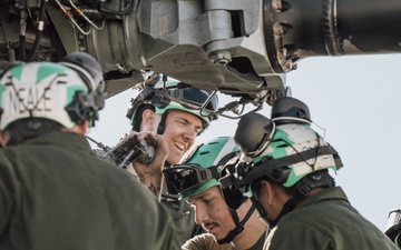 CH-53E Hotpit Refueling