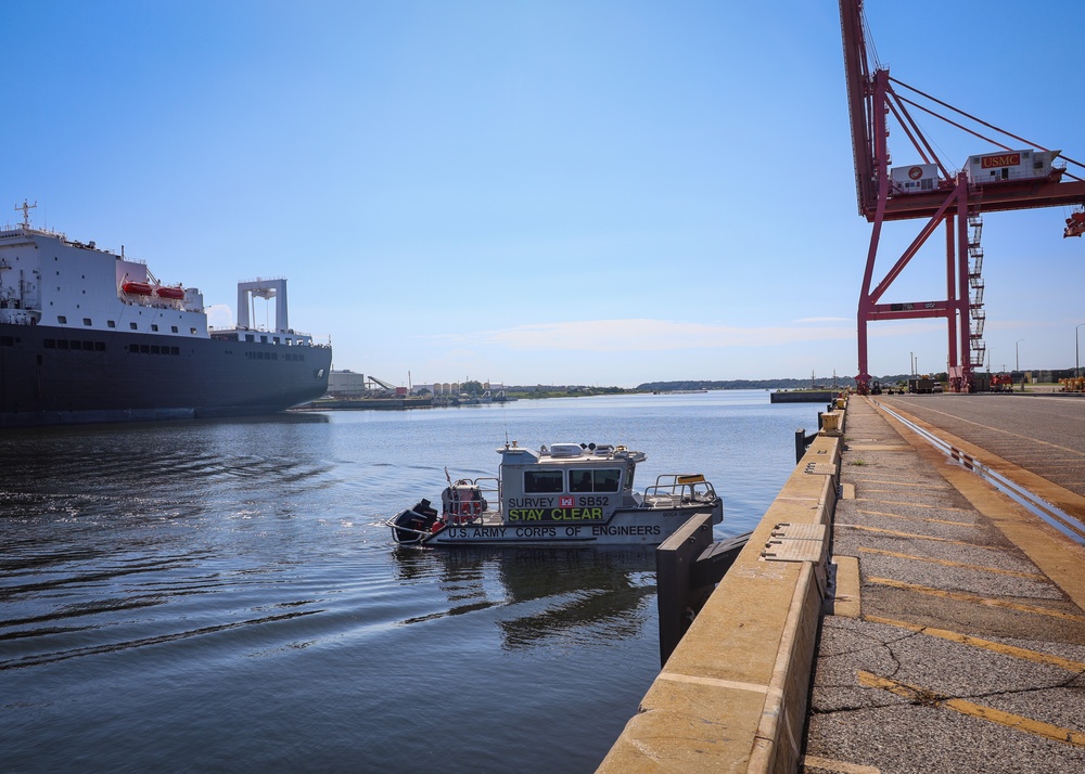 Marine Corps Slipway Survey Supports Prepositioning, Hurricane Readiness