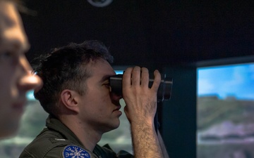 Reagan Sailors Conduct Navigation Simulator Training