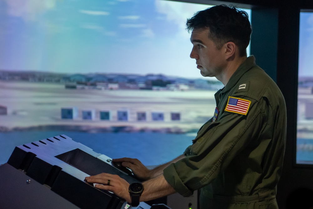 Reagan Sailors Conduct Navigation Simulator Training