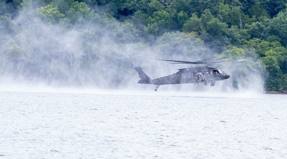 Oklahoma National Guard, OK-TF1 and special operations partner for helocast training