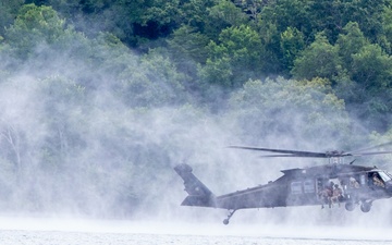 Oklahoma National Guard, OK-TF1 and special operations partner for helocast training