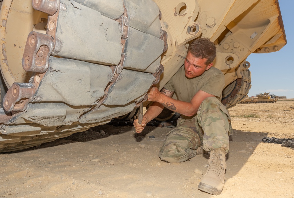 Oregon Guard Battalion Fires Final Tank Rounds Before Infantry Transition