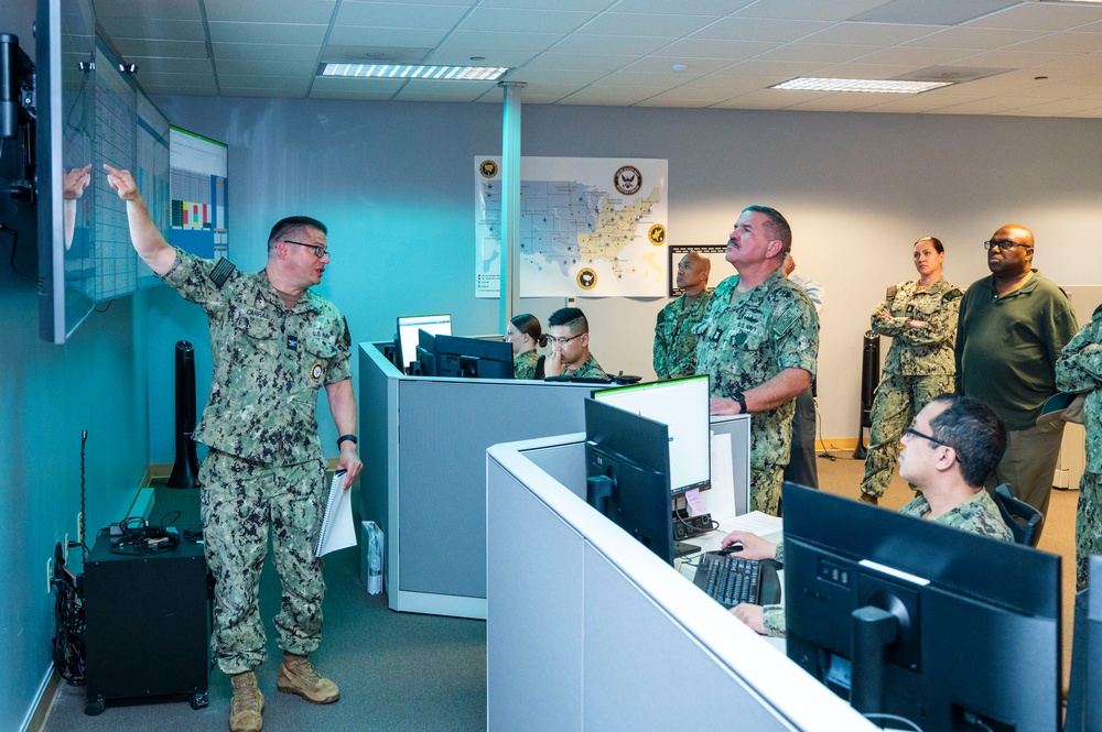 Navy Personnel, Manpower, and Training Fleet Master Chief Petty Officer Jay Walker visits Navy Recruiting Command Headquartered