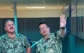 Navy Personnel, Manpower, and Training Fleet Master Chief Petty Officer Jay Walker visits Navy Recruiting Command Headquartered