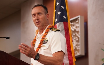 Pearl Harbor Naval Shipyard and Intermediate Maintenance Facility Commander Capt. Ryan McCrillis Welcome Shipyard’s Newest Tradespeople
