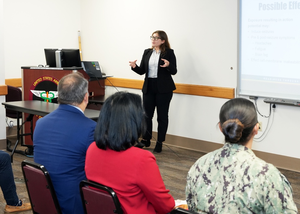 NREIP, ORISE interns present Research at NAMRU San Antonio