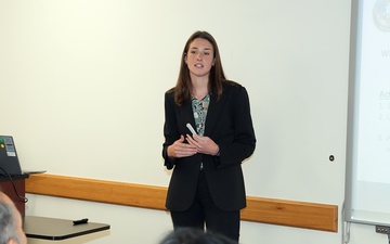 NREIP, ORISE interns present Research at NAMRU San Antonio