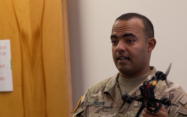 25th ID Soldiers learn to fly FPV drones