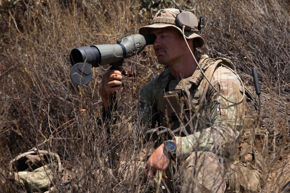 2nd Stryker Brigade Combat Team leadership visits JTF-SB Soldiers in Otay Mountain