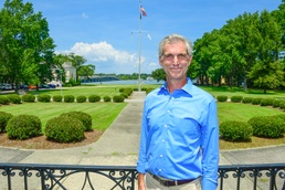 Stacin Martin Named NAVFAC Atlantic's Employee of the Year