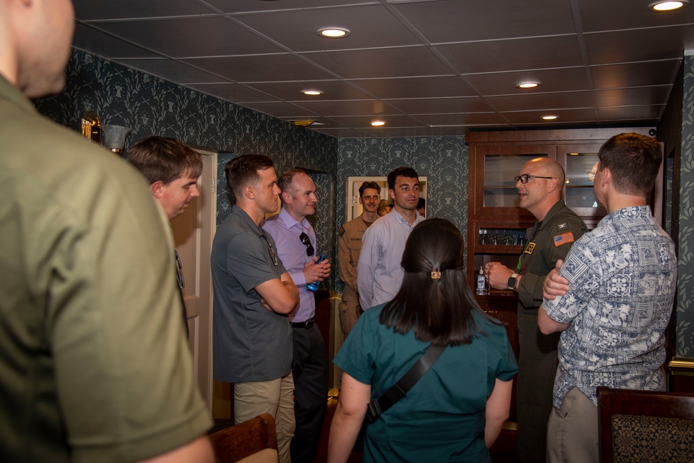 USS Carl Vinson hosts US congressional staffers