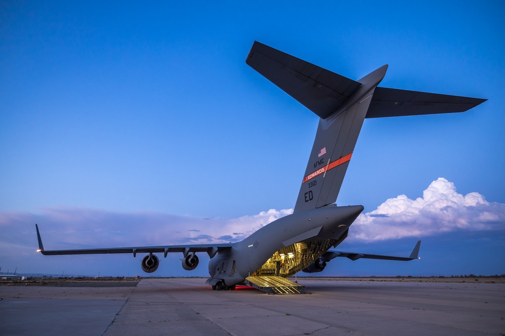 Edwards C-17 prepares for SERE night jumps