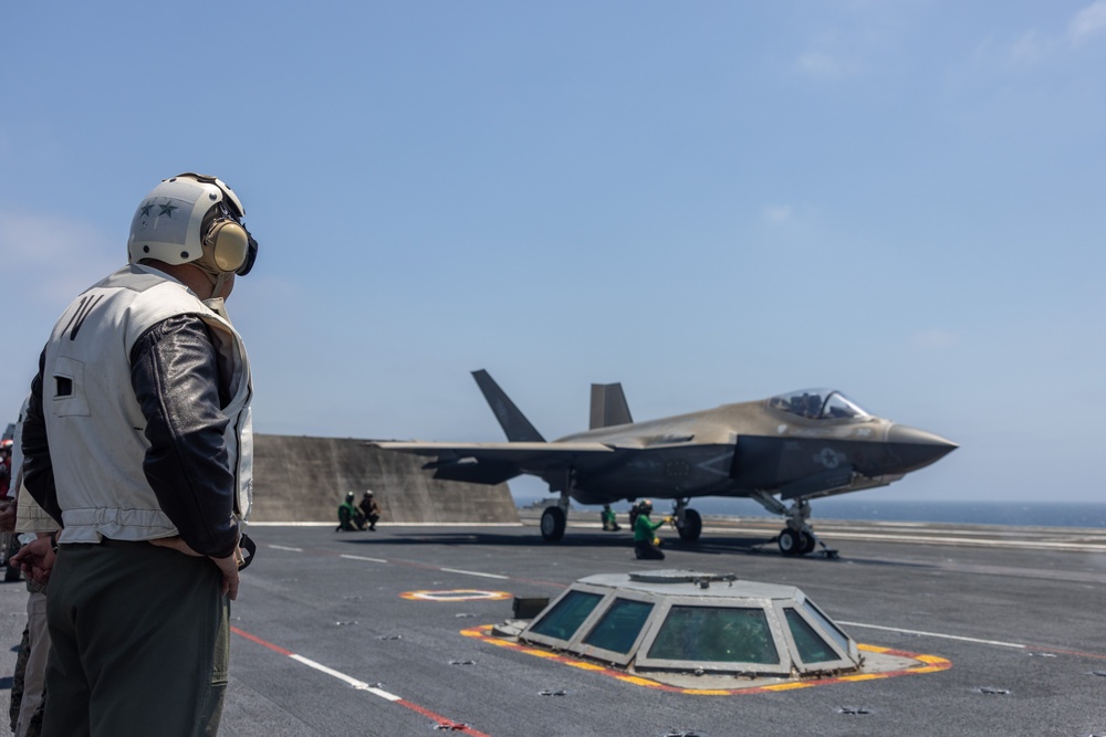 3rd MAW Commanding General visits VMFA-314