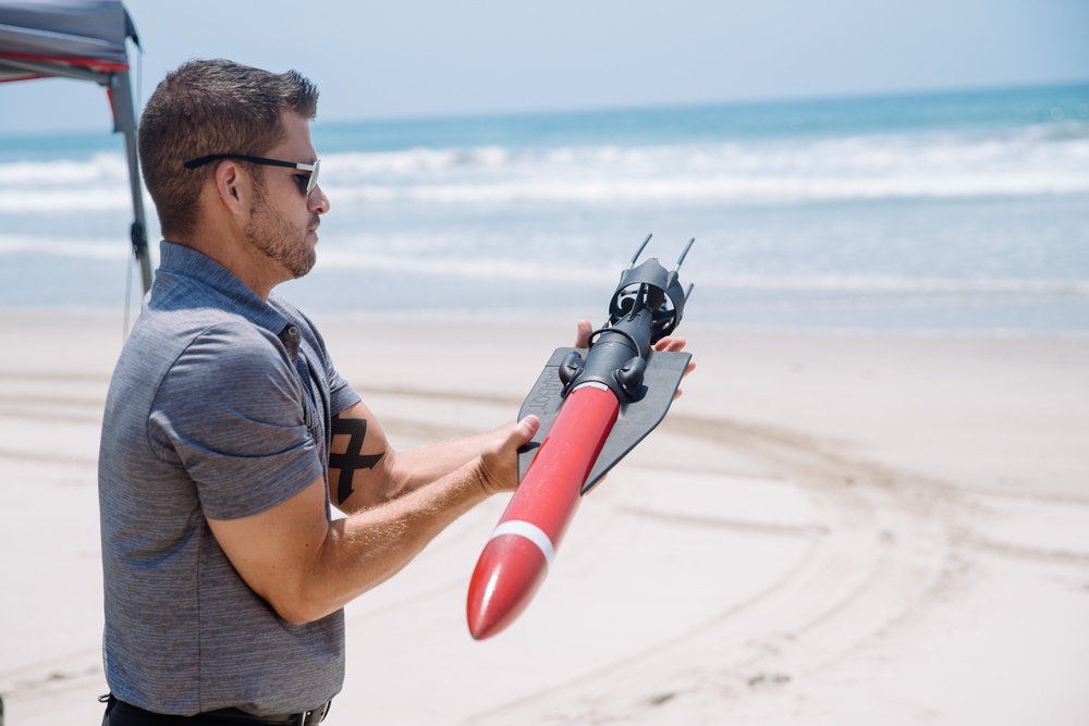 15th MEU Conducts Autonomous Underwater Vehicles Familiarization