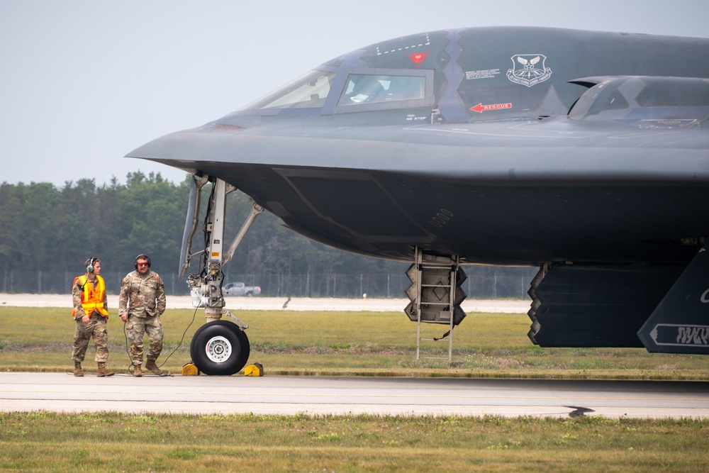 B-2 Spirit aircrews swap during Northern Strike 2025