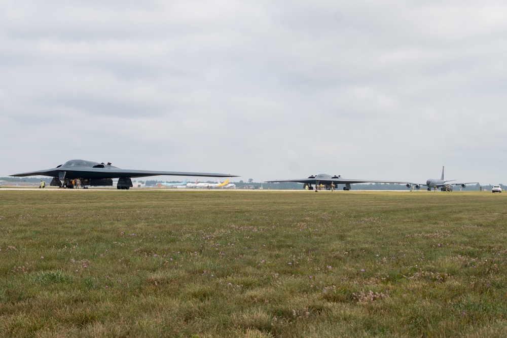 B-2 Spirit aircrews swap during Northern Strike 2025