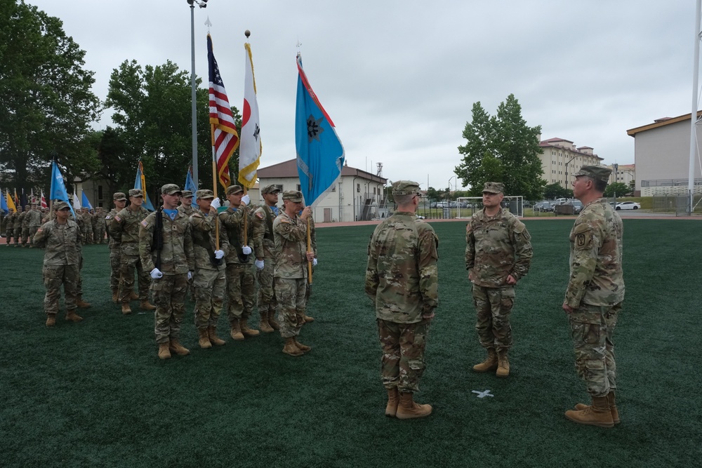 719th Military Intelligence Battalion Change of Command
