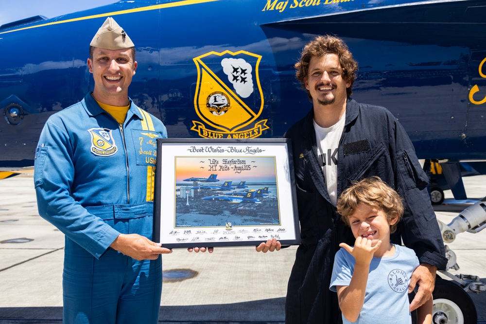 Blue Angels Host Key Influencer and Media Ride-Along at MCBH