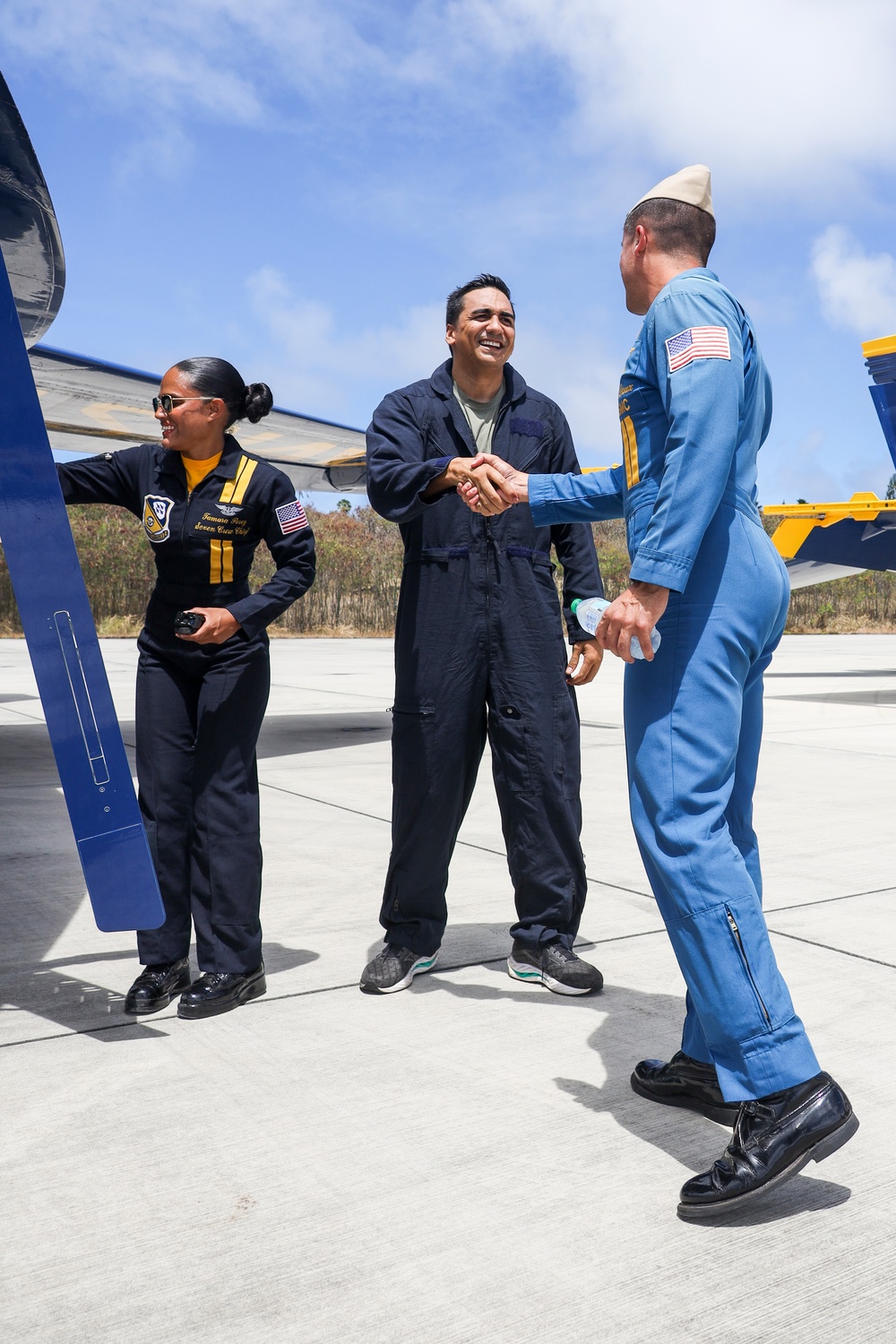 Blue Angels Host Key Influencer and Media Ride-Along at MCBH
