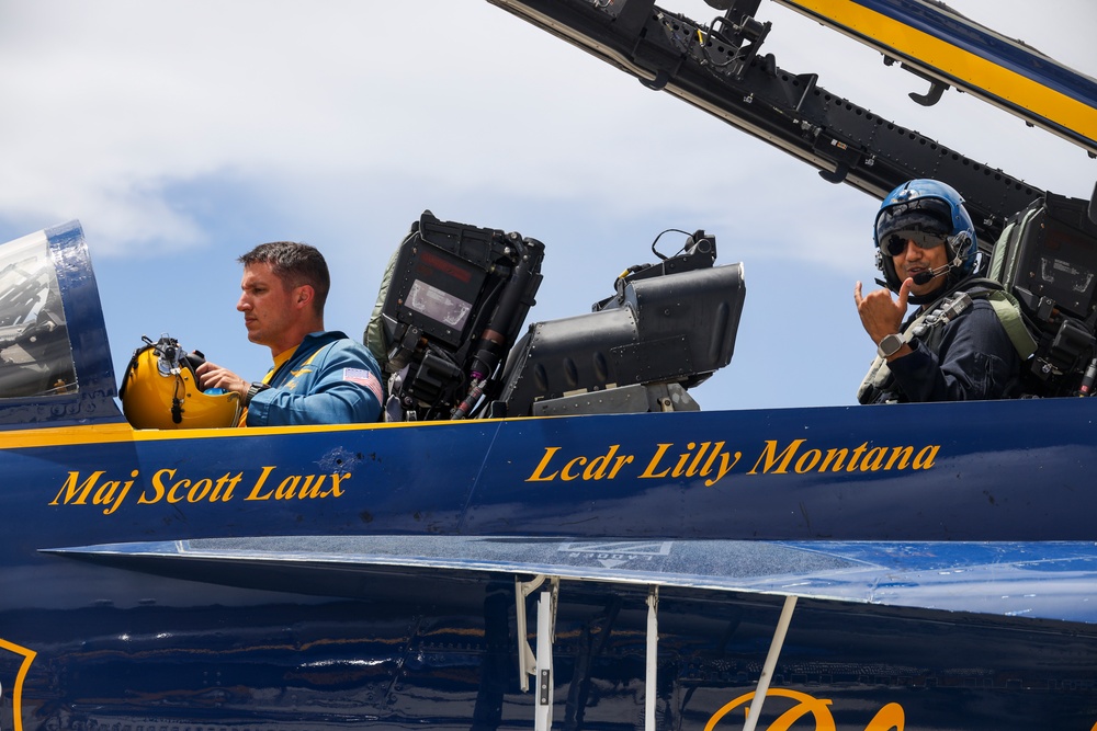 Blue Angels Host Key Influencer and Media Ride-Along at MCBH