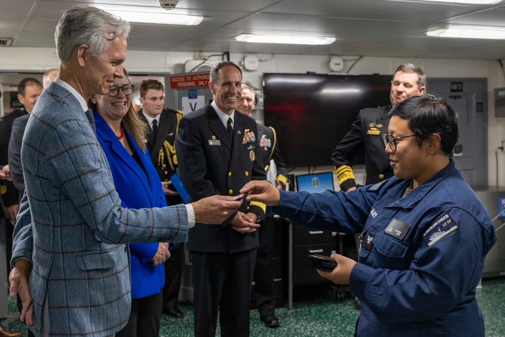 USS Frank Cable hosts reception for 80th anniversary of Victory in the Pacific Day