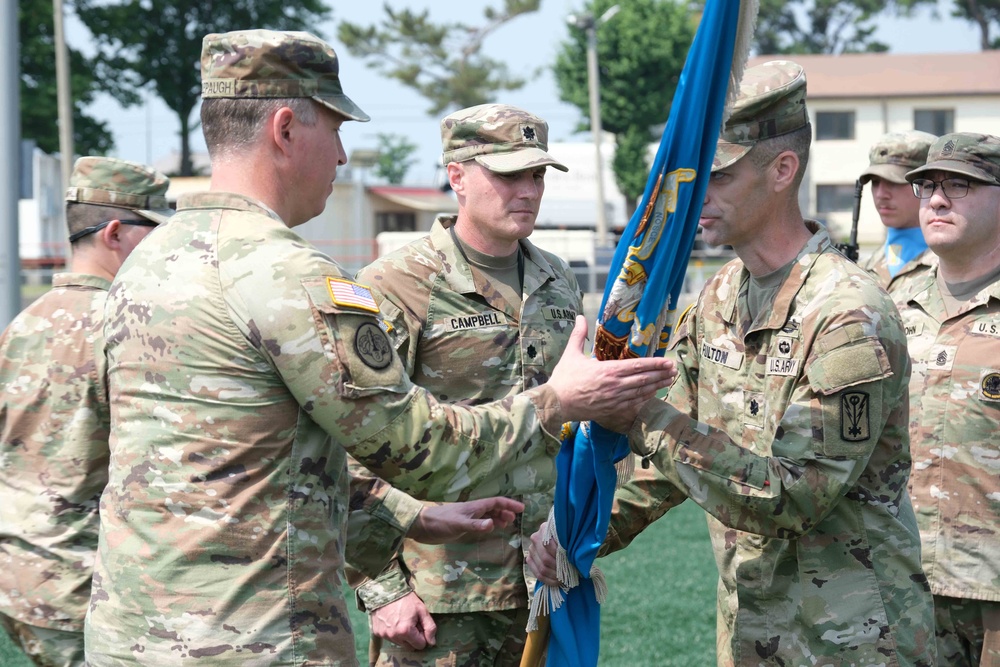 532nd Military Intelligence Battalion Change of Command