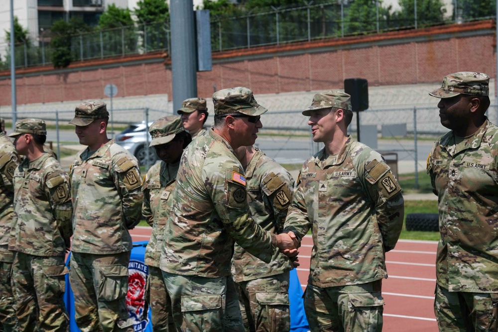 501st Military Intelligence Brigade Formation