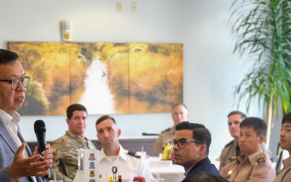 Leader Professional Development with Retired ROKA LTG Chun