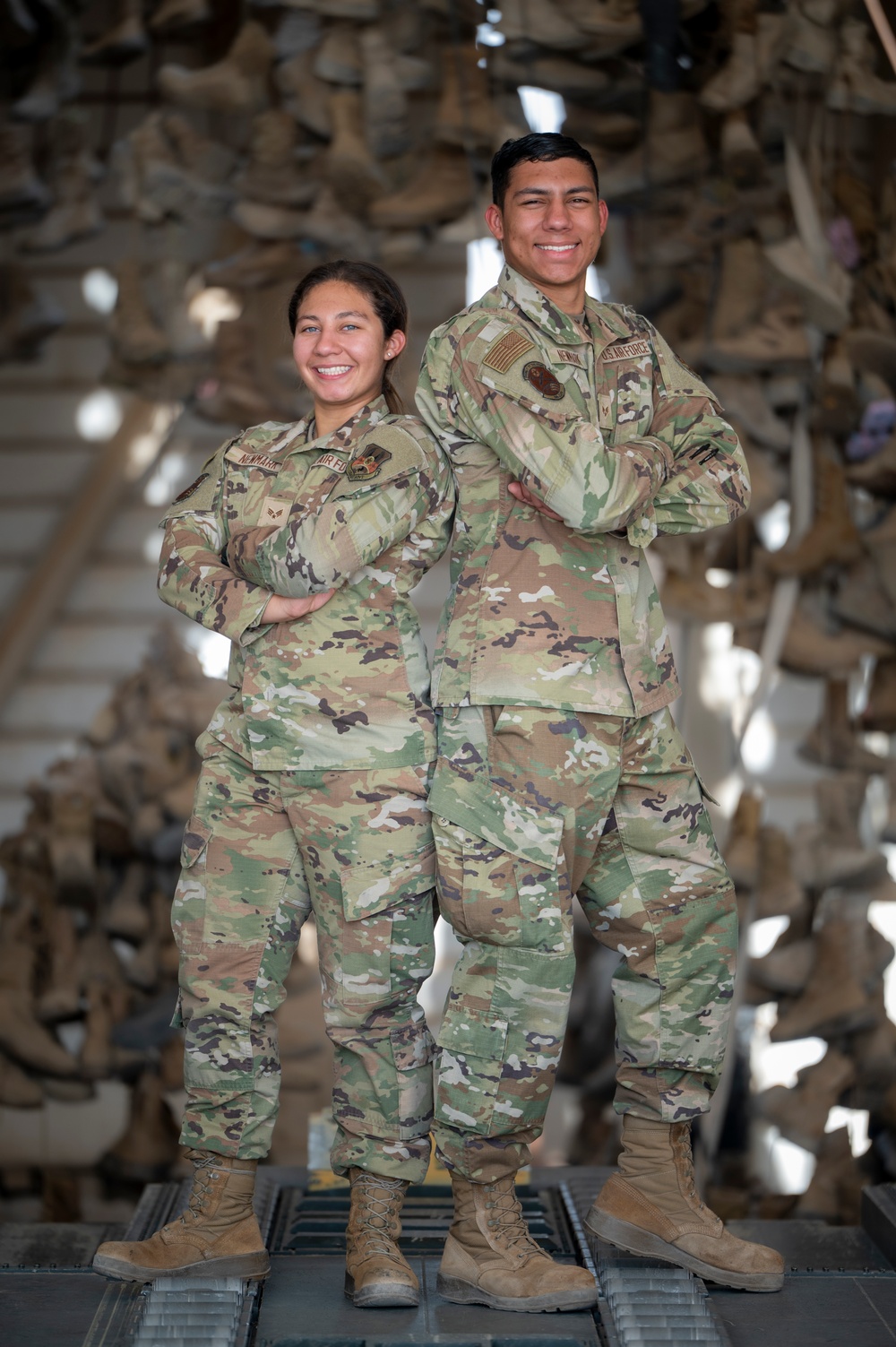 Sibling strength: Military twins face deployment together
